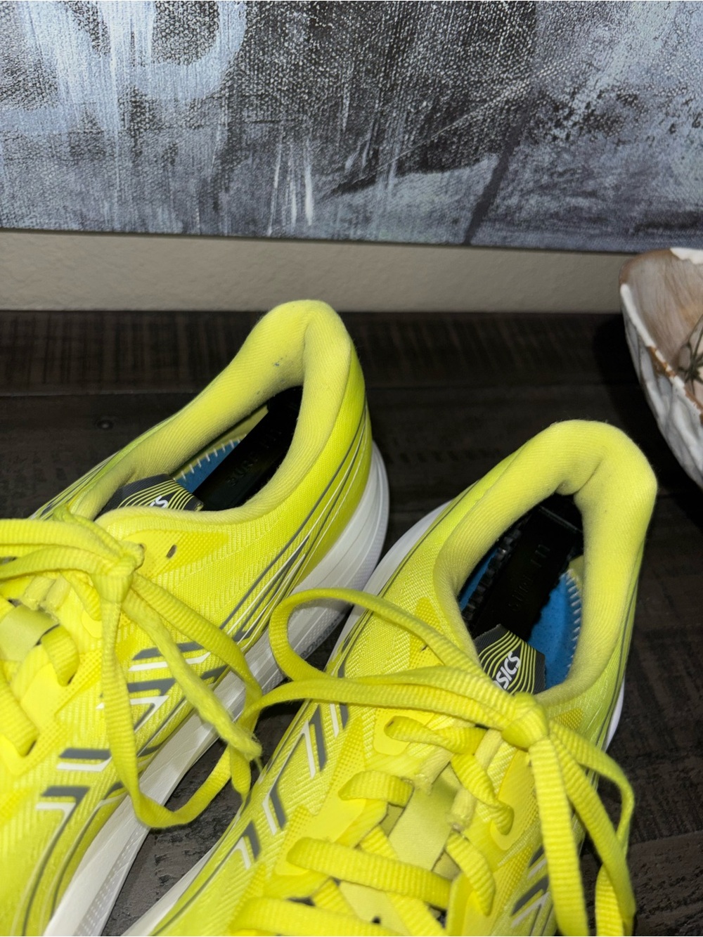 ASICS GT-2000 Neon Yellow MENS SZ 11 - Picture 6 of 14